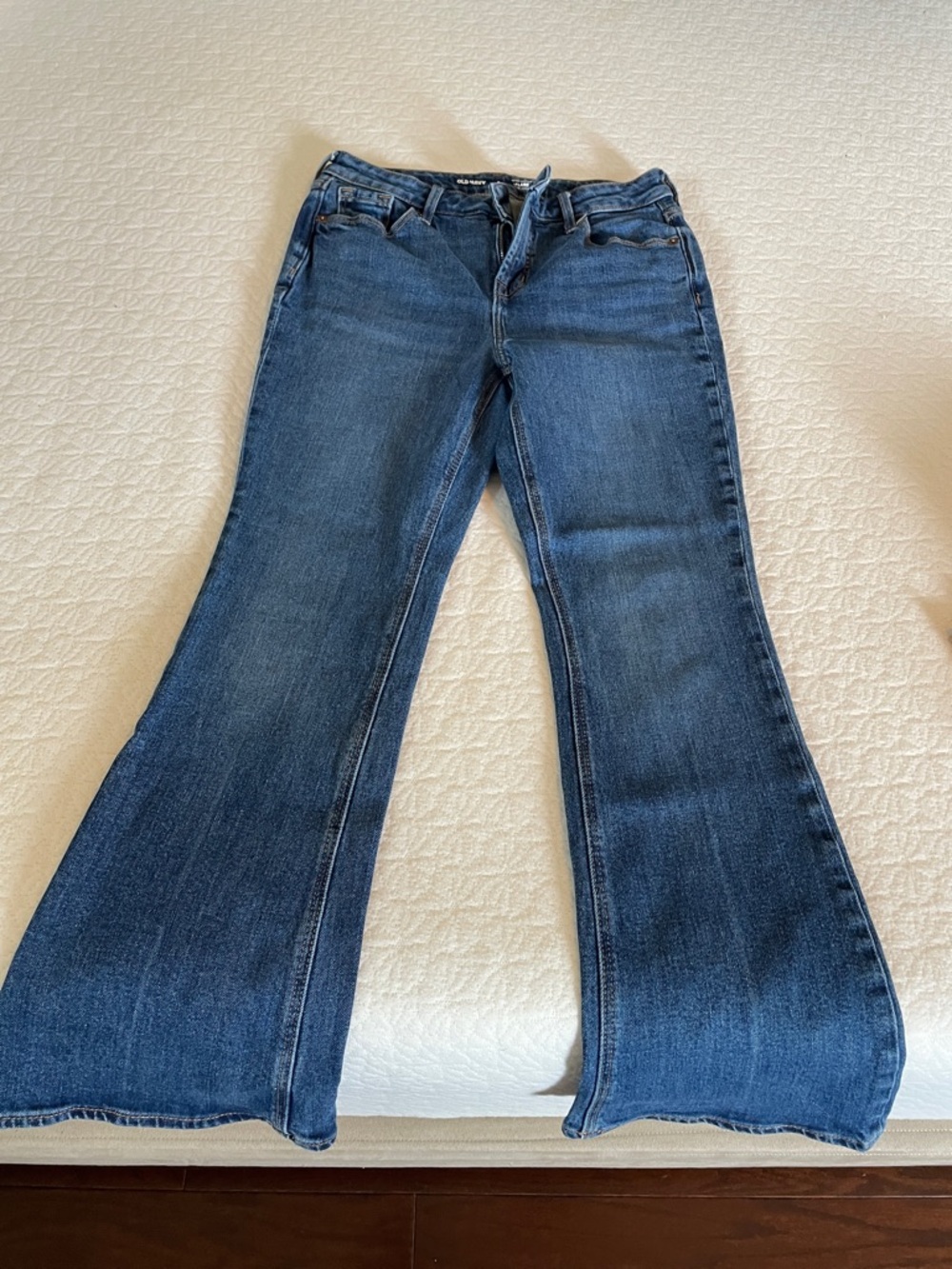 Old Navy Women's Medium Blue Flare Jeans